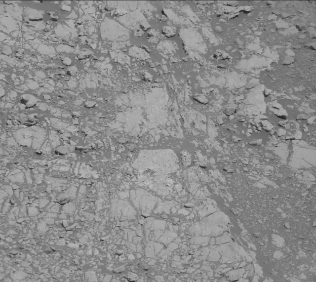 Sol 1931: Mast Camera (Mastcam)