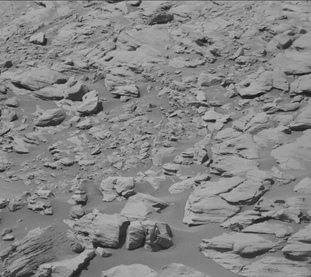 Sol 1931: Mast Camera (Mastcam)