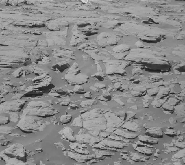 Sol 1931: Mast Camera (Mastcam)