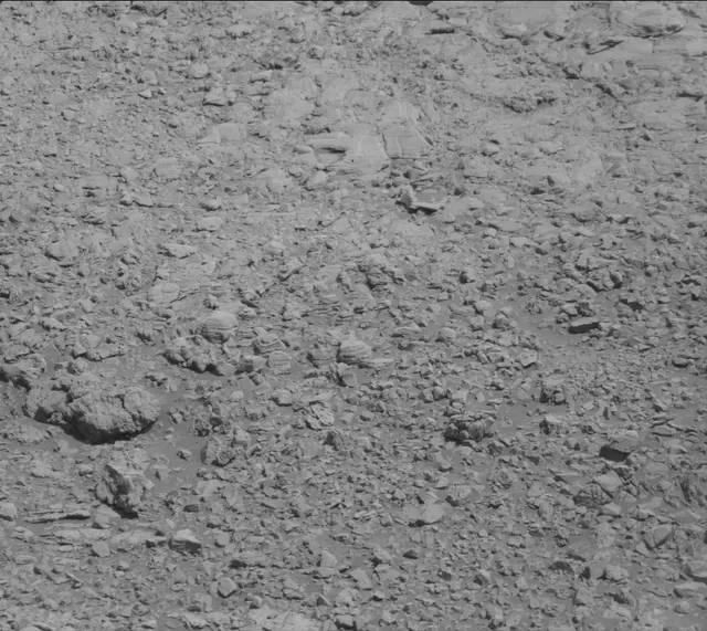 Sol 1931: Mast Camera (Mastcam)