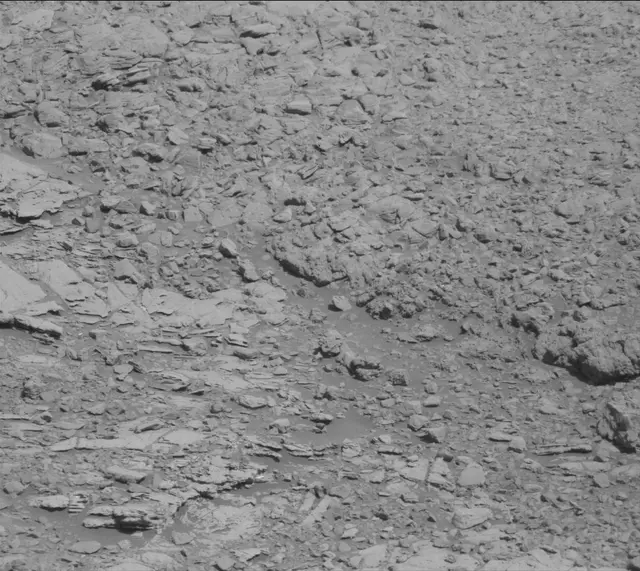 Sol 1931: Mast Camera (Mastcam)