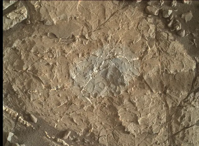 Sol 1931: Mars Hand Lens Imager (MAHLI)