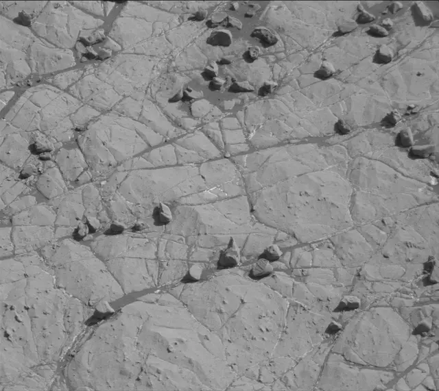 Sol 1932: Mast Camera (Mastcam)