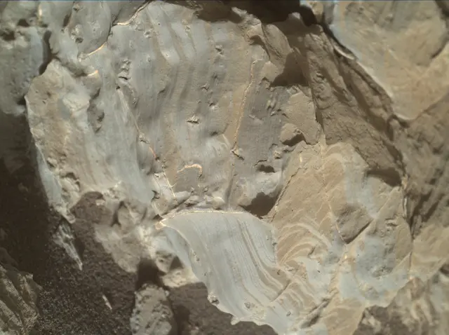 Sol 1932: Mars Hand Lens Imager (MAHLI)