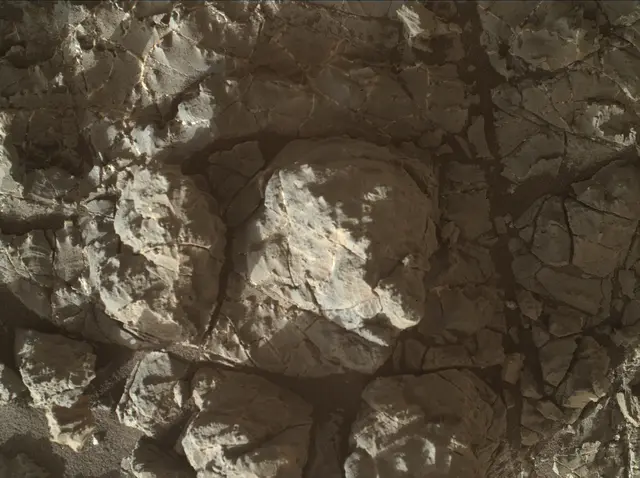 Sol 1932: Mars Hand Lens Imager (MAHLI)