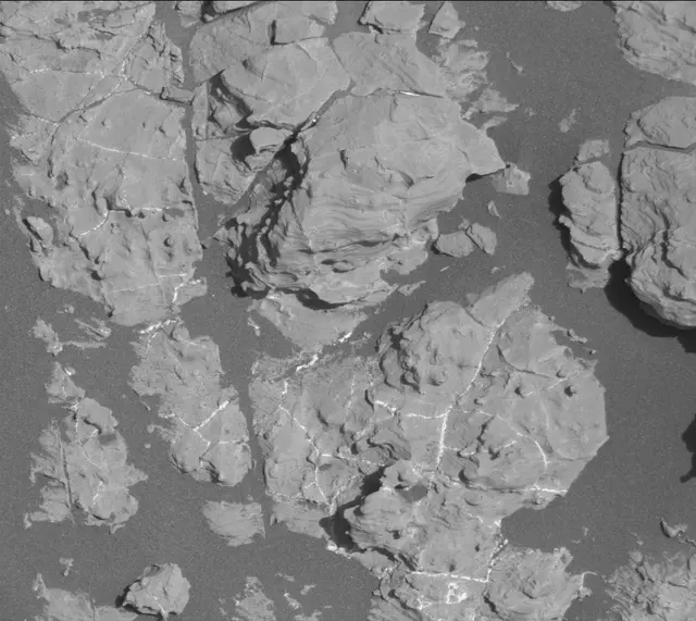 Sol 1933: Mast Camera (Mastcam)