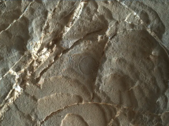 Sol 1933: Mars Hand Lens Imager (MAHLI)