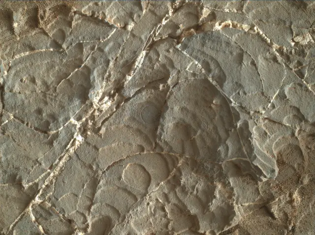 Sol 1933: Mars Hand Lens Imager (MAHLI)
