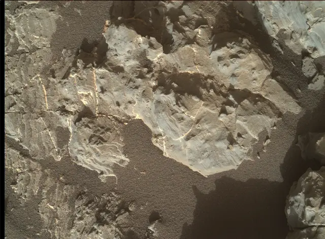 Sol 1935: Mars Hand Lens Imager (MAHLI)