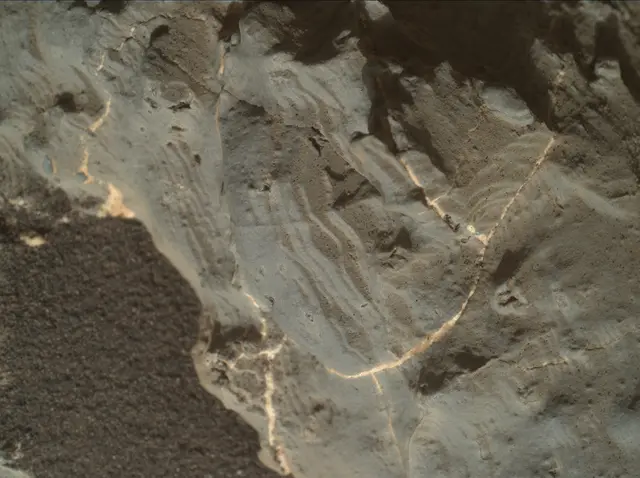 Sol 1935: Mars Hand Lens Imager (MAHLI)
