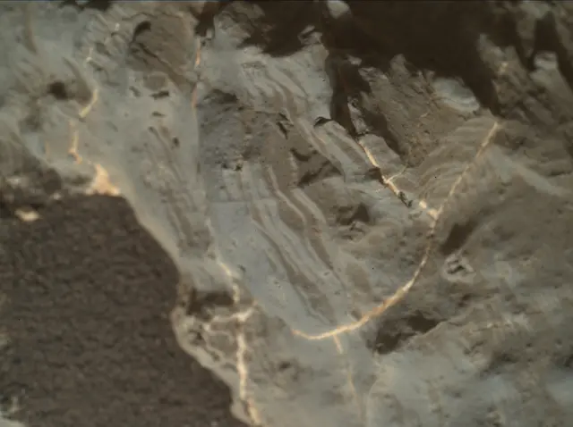 Sol 1935: Mars Hand Lens Imager (MAHLI)
