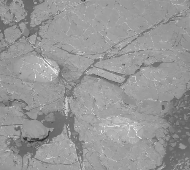 Sol 1936: Mast Camera (Mastcam)