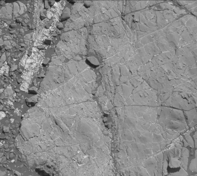 Sol 1936: Mast Camera (Mastcam)