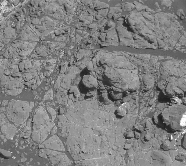 Sol 1936: Mast Camera (Mastcam)