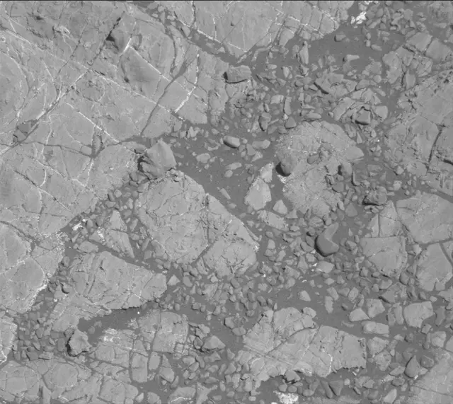 Sol 1936: Mast Camera (Mastcam)