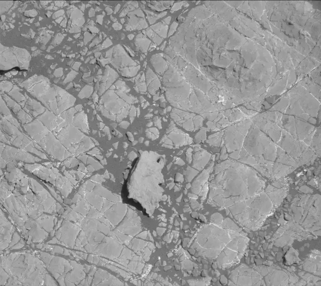 Sol 1936: Mast Camera (Mastcam)