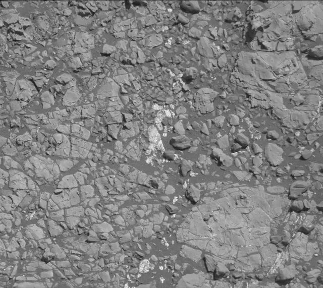 Sol 1936: Mast Camera (Mastcam)