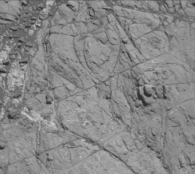 Sol 1936: Mast Camera (Mastcam)