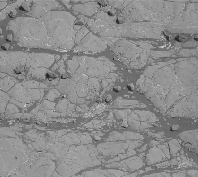 Sol 1936: Mast Camera (Mastcam)