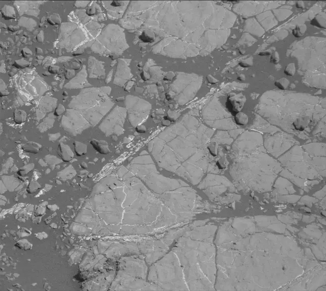 Sol 1936: Mast Camera (Mastcam)
