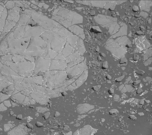 Sol 1936: Mast Camera (Mastcam)