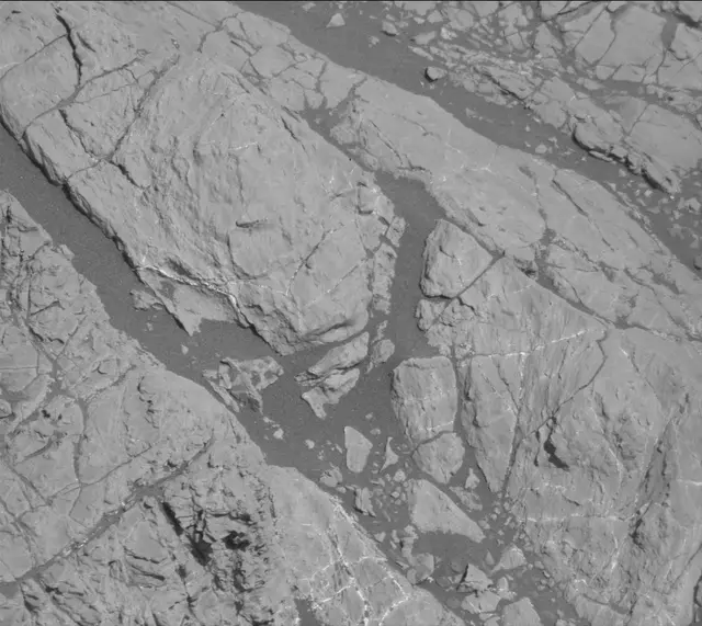 Sol 1936: Mast Camera (Mastcam)