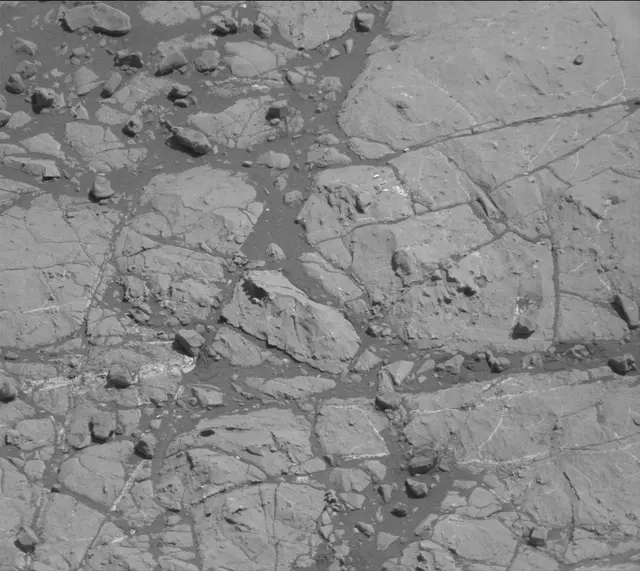 Sol 1936: Mast Camera (Mastcam)