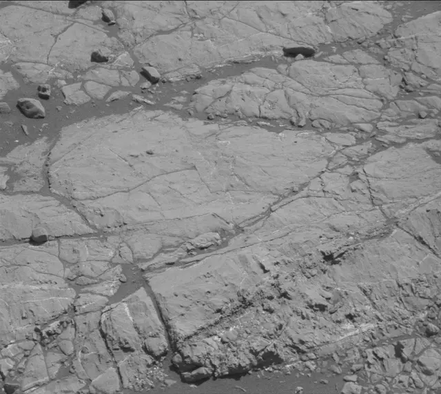 Sol 1936: Mast Camera (Mastcam)