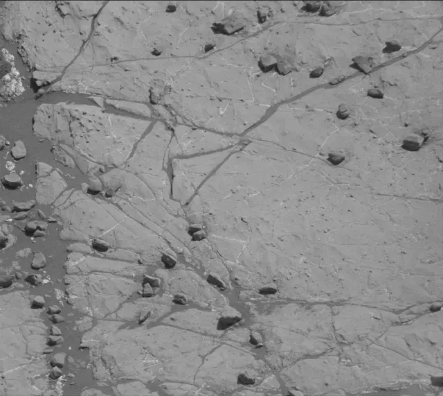 Sol 1936: Mast Camera (Mastcam)