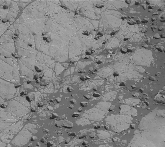 Sol 1936: Mast Camera (Mastcam)