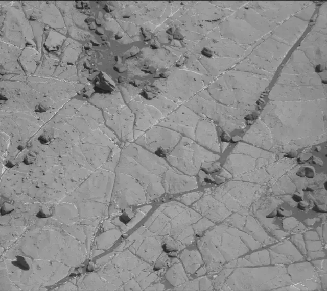 Sol 1936: Mast Camera (Mastcam)