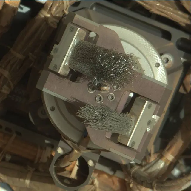 Sol 1937: Mast Camera (Mastcam)