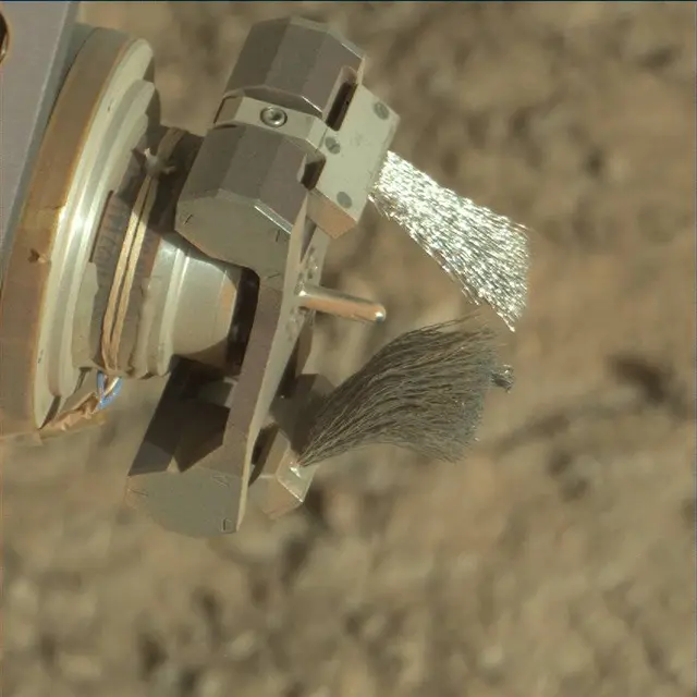 Sol 1937: Mast Camera (Mastcam)