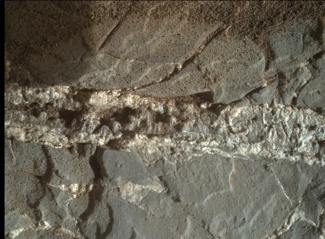 Sol 1937: Mars Hand Lens Imager (MAHLI)
