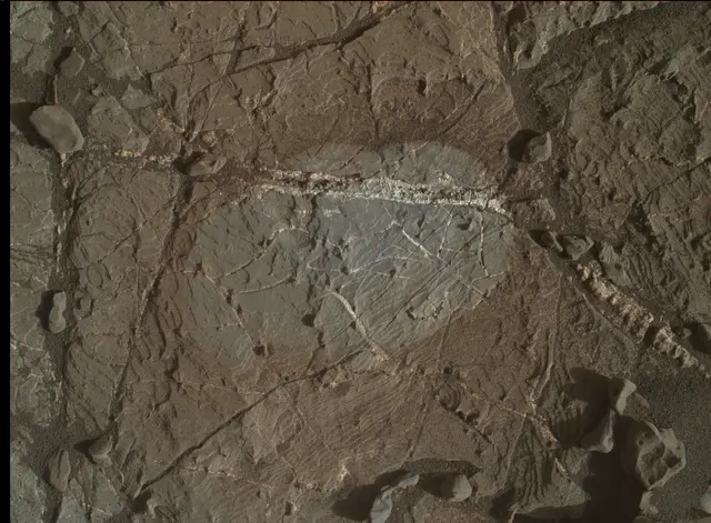 Sol 1937: Mars Hand Lens Imager (MAHLI)