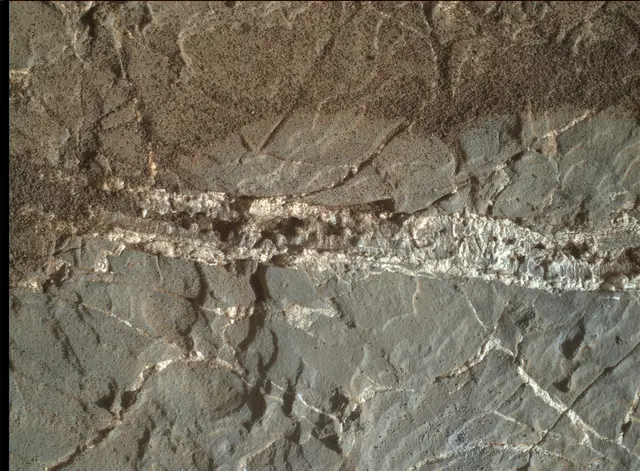 Sol 1937: Mars Hand Lens Imager (MAHLI)
