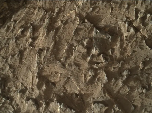 Sol 1937: Mars Hand Lens Imager (MAHLI)