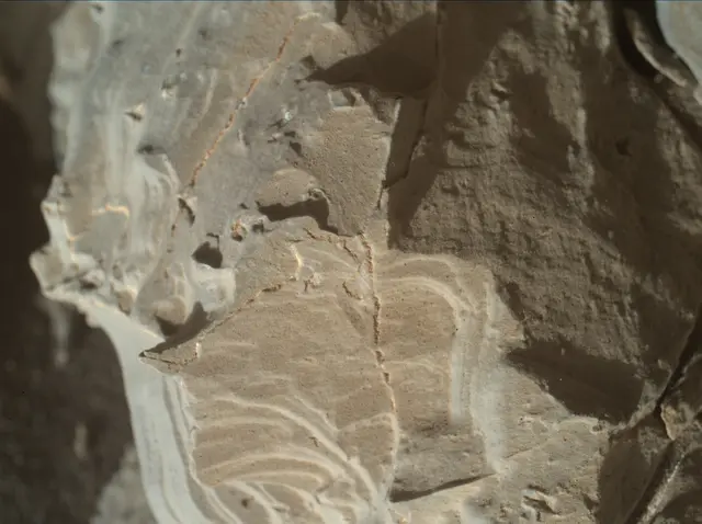 Sol 1938: Mars Hand Lens Imager (MAHLI)