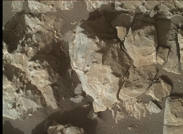 Sol 1938: Mars Hand Lens Imager (MAHLI)