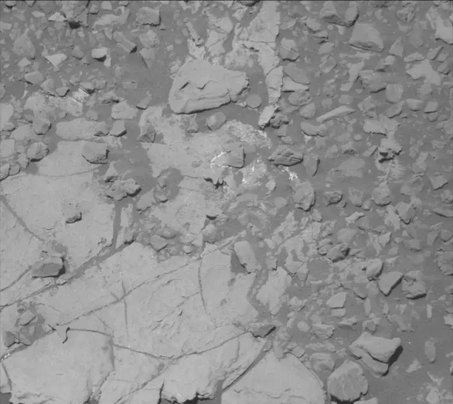Sol 1940: Mast Camera (Mastcam)