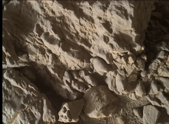 Sol 1940: Mars Hand Lens Imager (MAHLI)