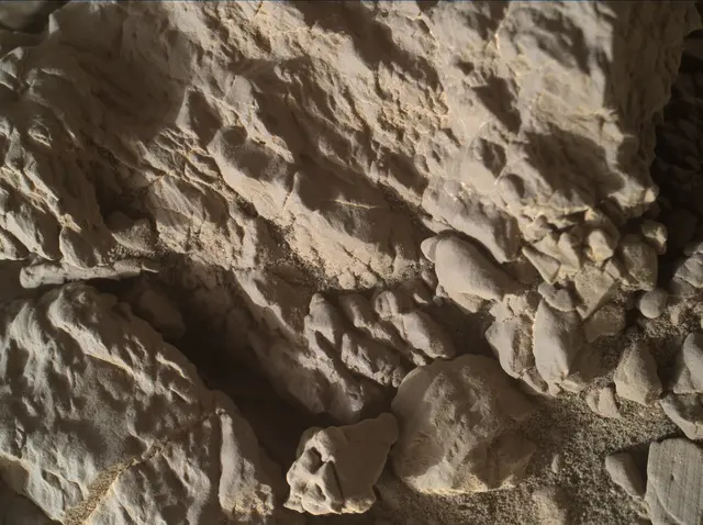 Sol 1940: Mars Hand Lens Imager (MAHLI)