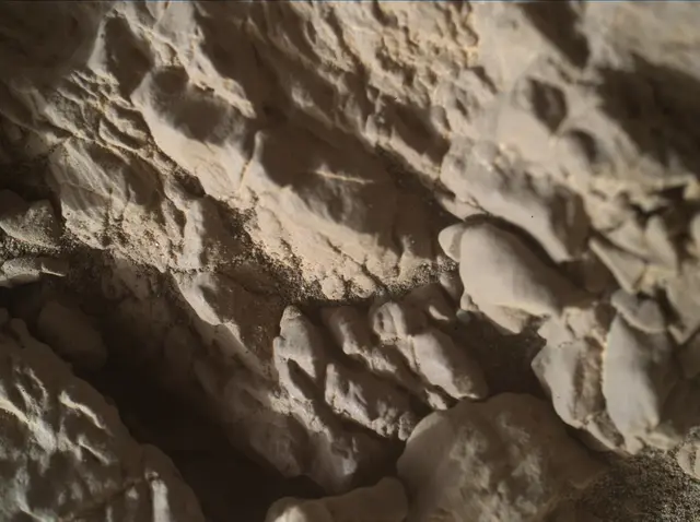 Sol 1940: Mars Hand Lens Imager (MAHLI)