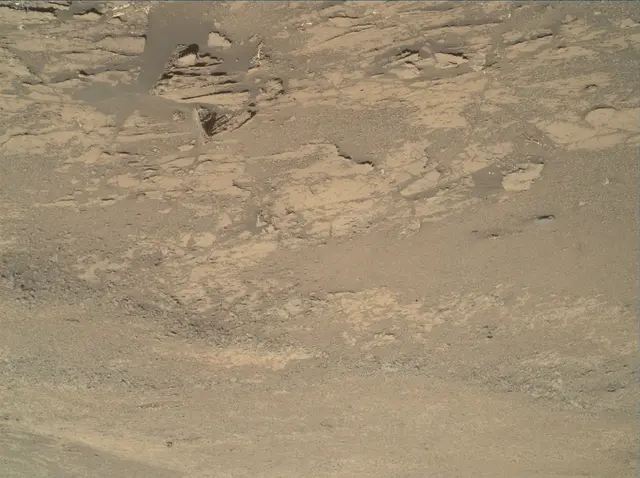 Sol 1943: Mars Hand Lens Imager (MAHLI)