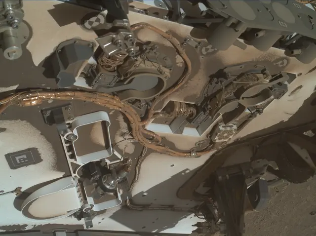 Sol 1943: Mars Hand Lens Imager (MAHLI)
