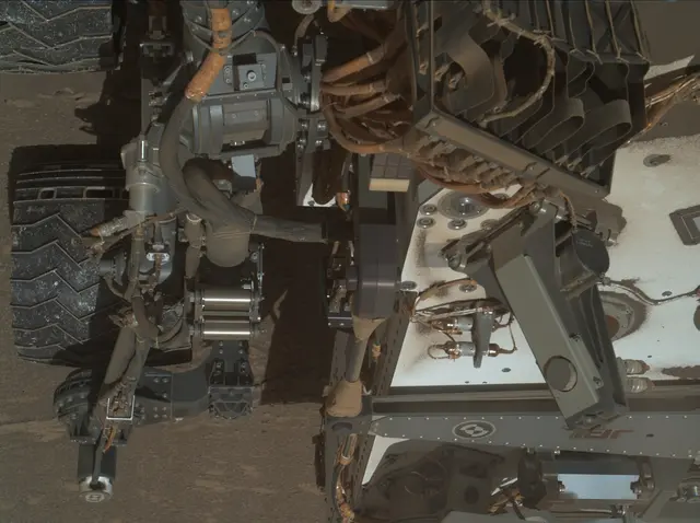 Sol 1943: Mars Hand Lens Imager (MAHLI)