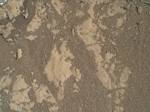Sol 1943: Mars Hand Lens Imager (MAHLI)