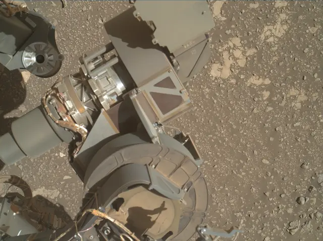 Sol 1943: Mars Hand Lens Imager (MAHLI)