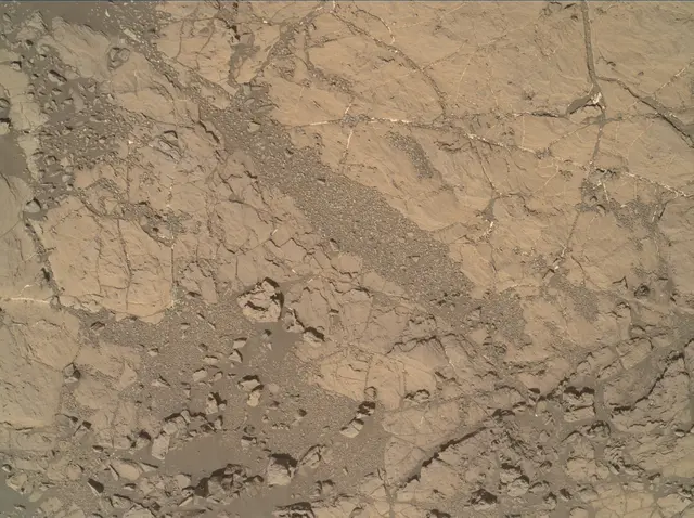 Sol 1943: Mars Hand Lens Imager (MAHLI)
