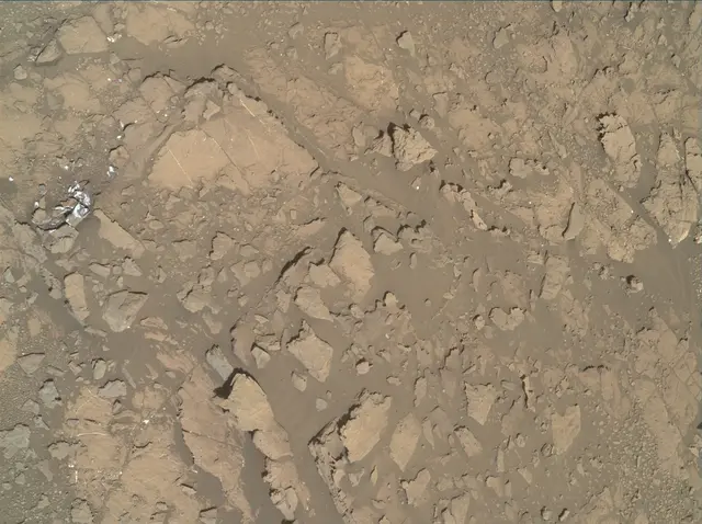 Sol 1943: Mars Hand Lens Imager (MAHLI)